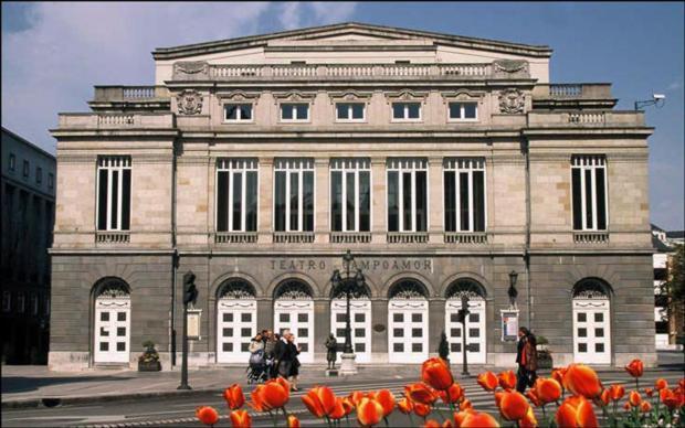 Opera Duplex Junto Al Teatro Campoamor Apartamento Oviedo